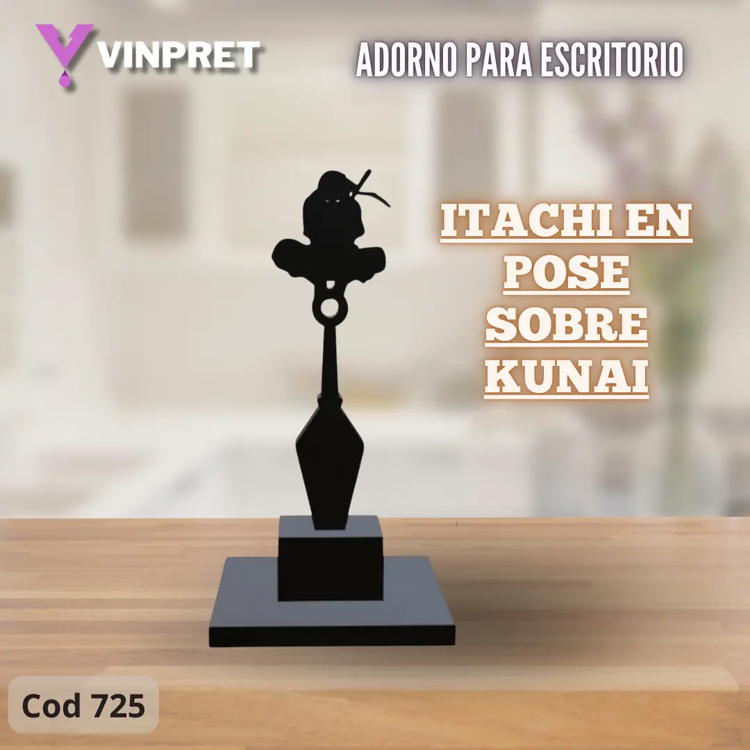 Adorno - Itachi en pose sobre kunai